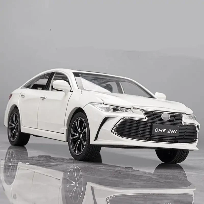 1:24 Toyota Avalon Simulation Diecast Car