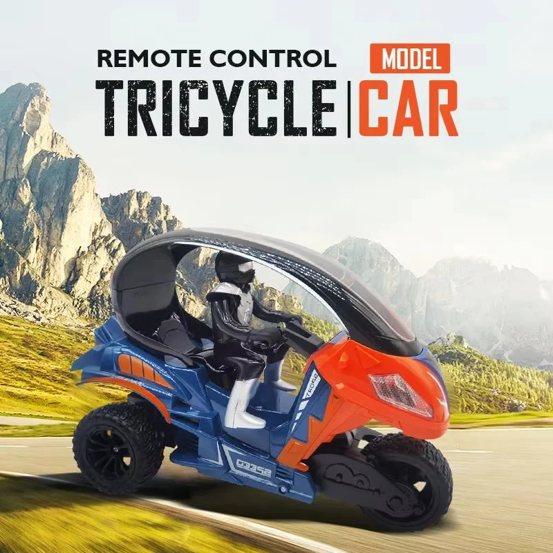 2.4GHz Remote Control Three Wheel Stunt Spray Motorcycle