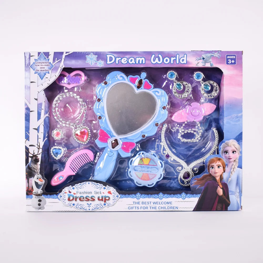 Frozen Dream World Dress Up Fashion Set