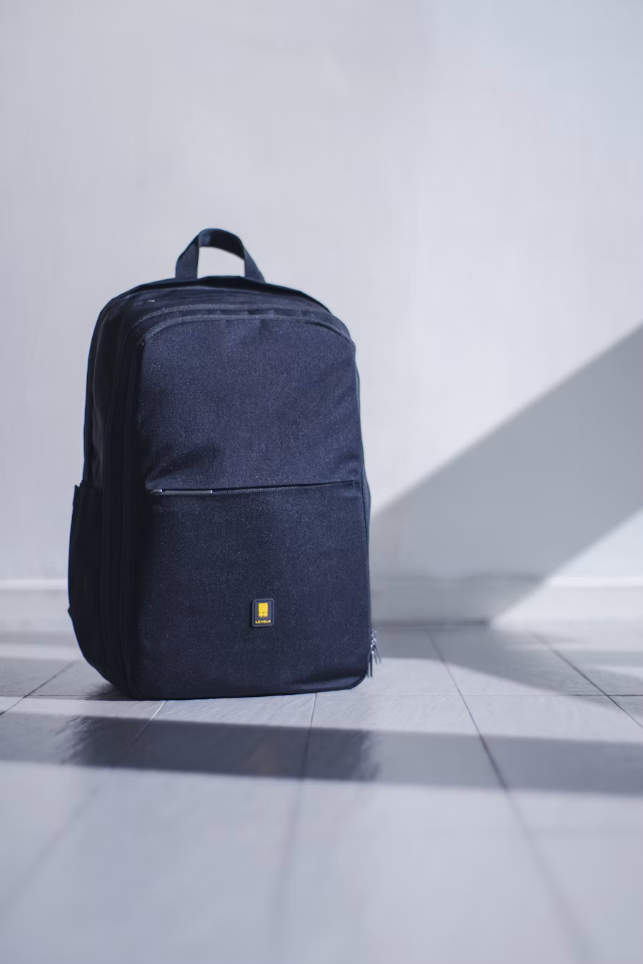 Minimal Crossbody City Bag