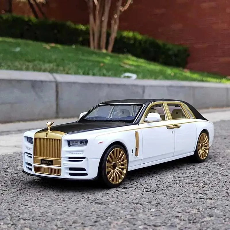 1:24 Diecast Rolls-Royce Phantom